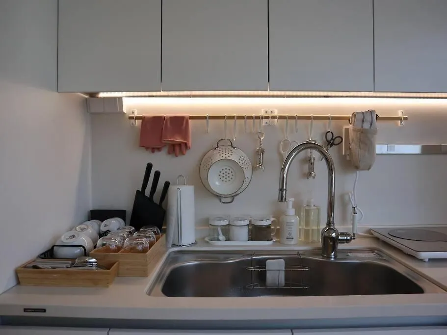 Bridgestar001 Gangnam Sinsa Station Garosugil 6 Guests Apartment Seoul