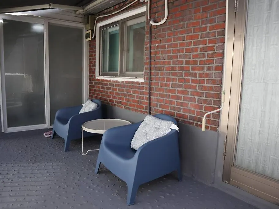 Bridgestar001 Gangnam Sinsa Station Garosugil 6 Guests Apartment Seoul